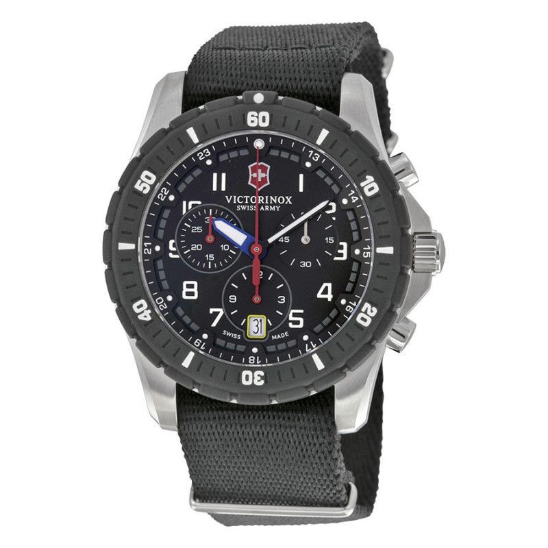 Zegarek męski Victorinox Maverick 241678.1